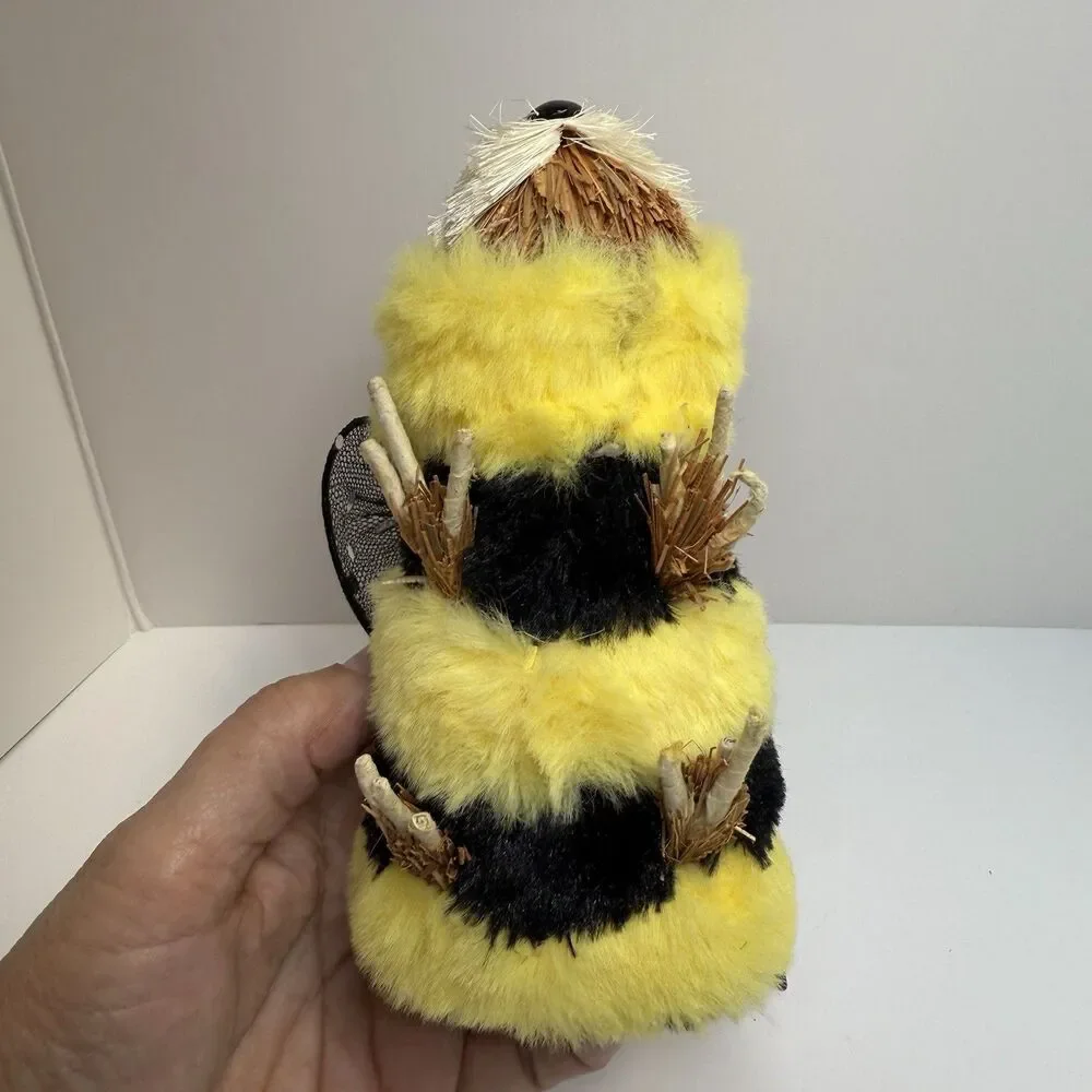 Ashland Halloween Bee Hamster Decorative Naturals Figure New